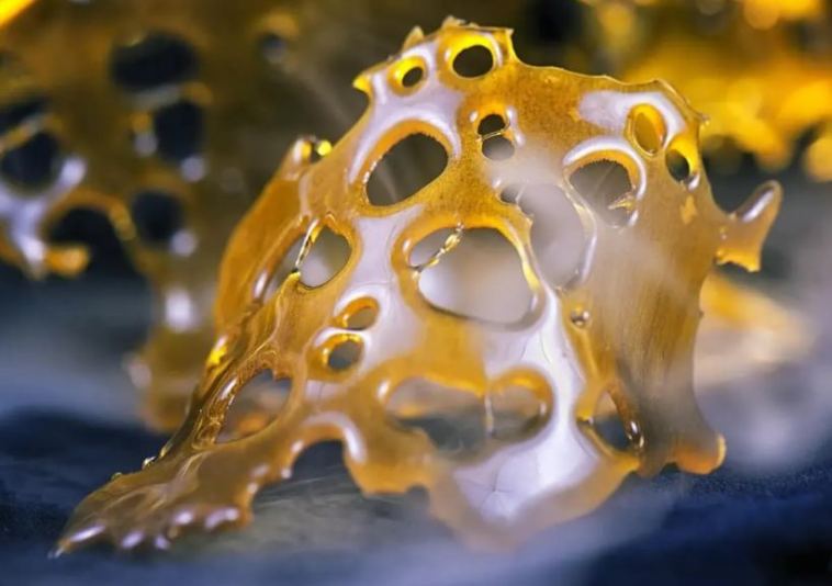 cannabis shatter