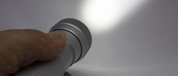 Shedding Light: Comparing LED and HPS for Cannabis Cultivation