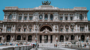 Navigating the Legal Landscape: Challenges for Cannabis Businesses