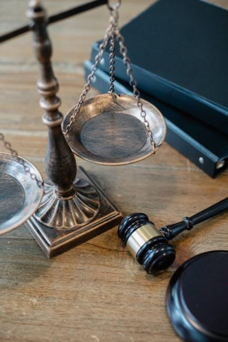 Navigating the Legal Maze: Cannabis Business Challenges